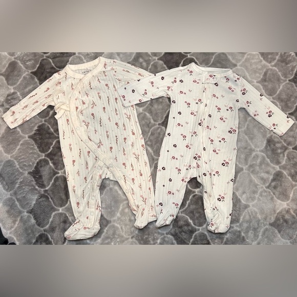 Carter’s Set of 2 Textured Floral Sleep and Play Footies- Size 0-3M - Picture 1 of 8
